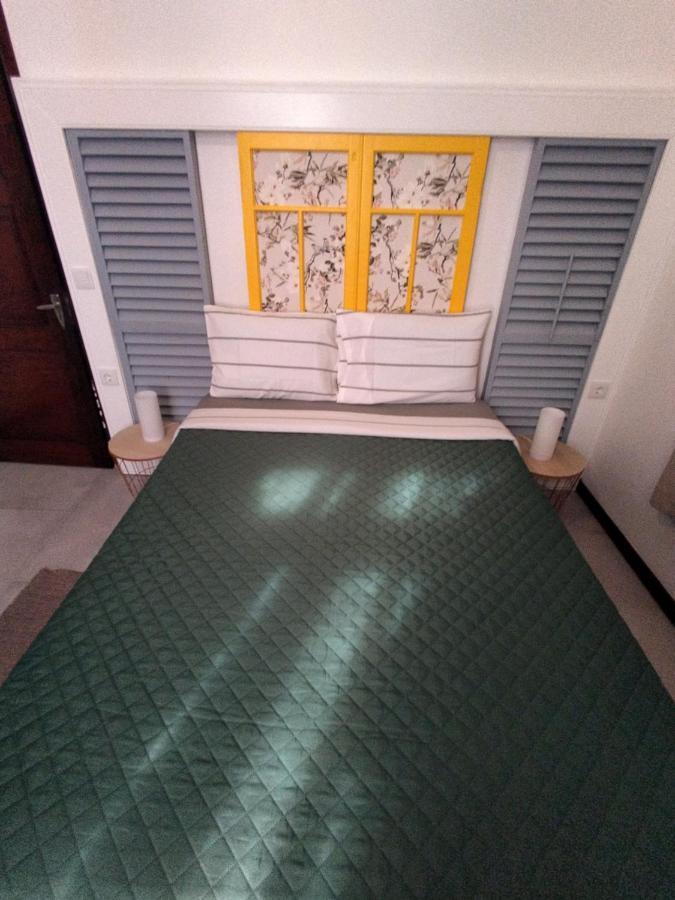 Bus Stop House 84 فونشال المظهر الخارجي الصورة